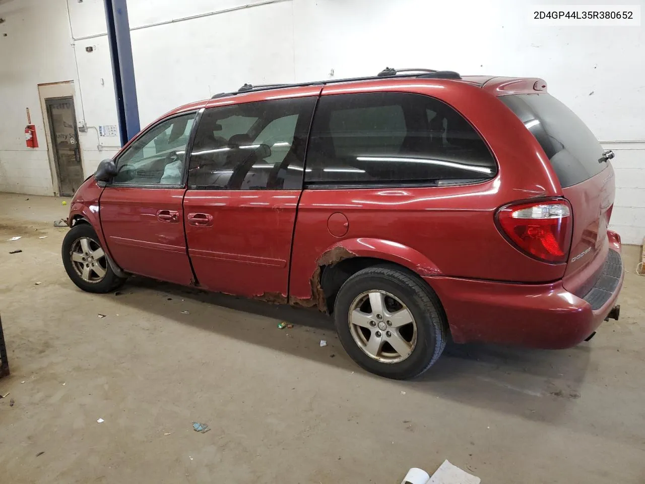 2005 Dodge Grand Caravan Sxt VIN: 2D4GP44L35R380652 Lot: 76475664