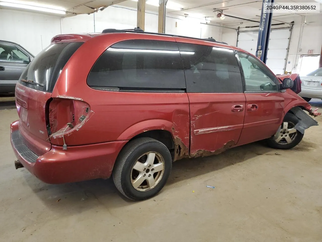 2005 Dodge Grand Caravan Sxt VIN: 2D4GP44L35R380652 Lot: 76475664