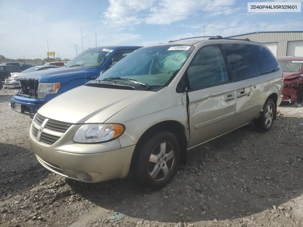 2005 Dodge Grand Caravan Sxt VIN: 2D4GP44L95R529601 Lot: 77490954