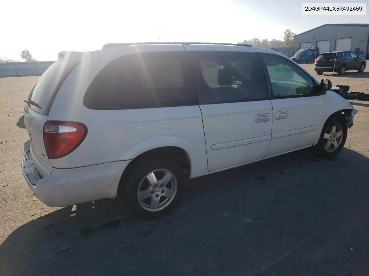 2005 Dodge Grand Caravan Sxt VIN: 2D4GP44LX5R492459 Lot: 78368394