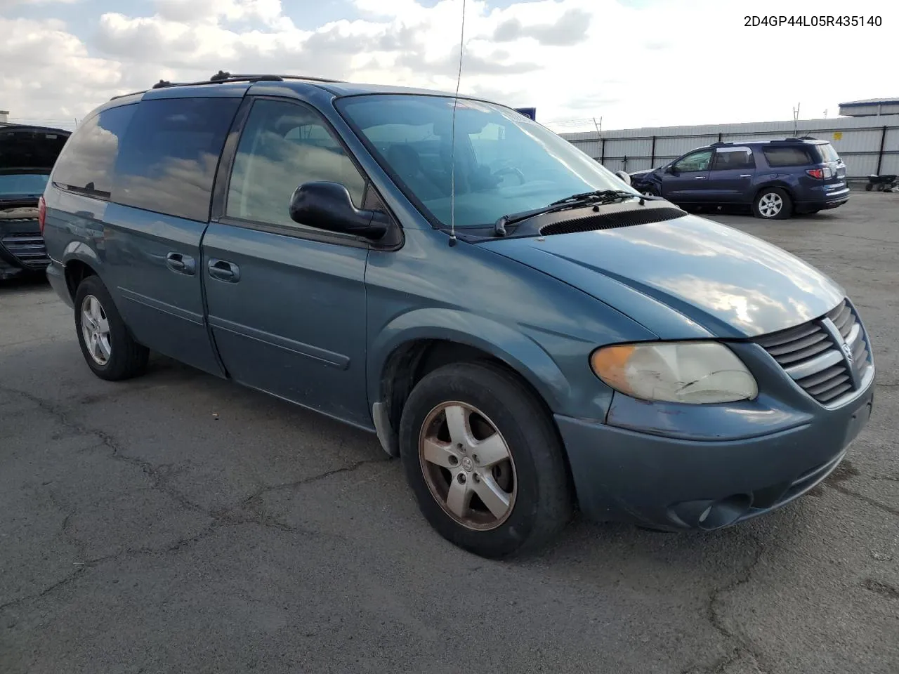 2005 Dodge Grand Caravan Sxt VIN: 2D4GP44L05R435140 Lot: 80299044