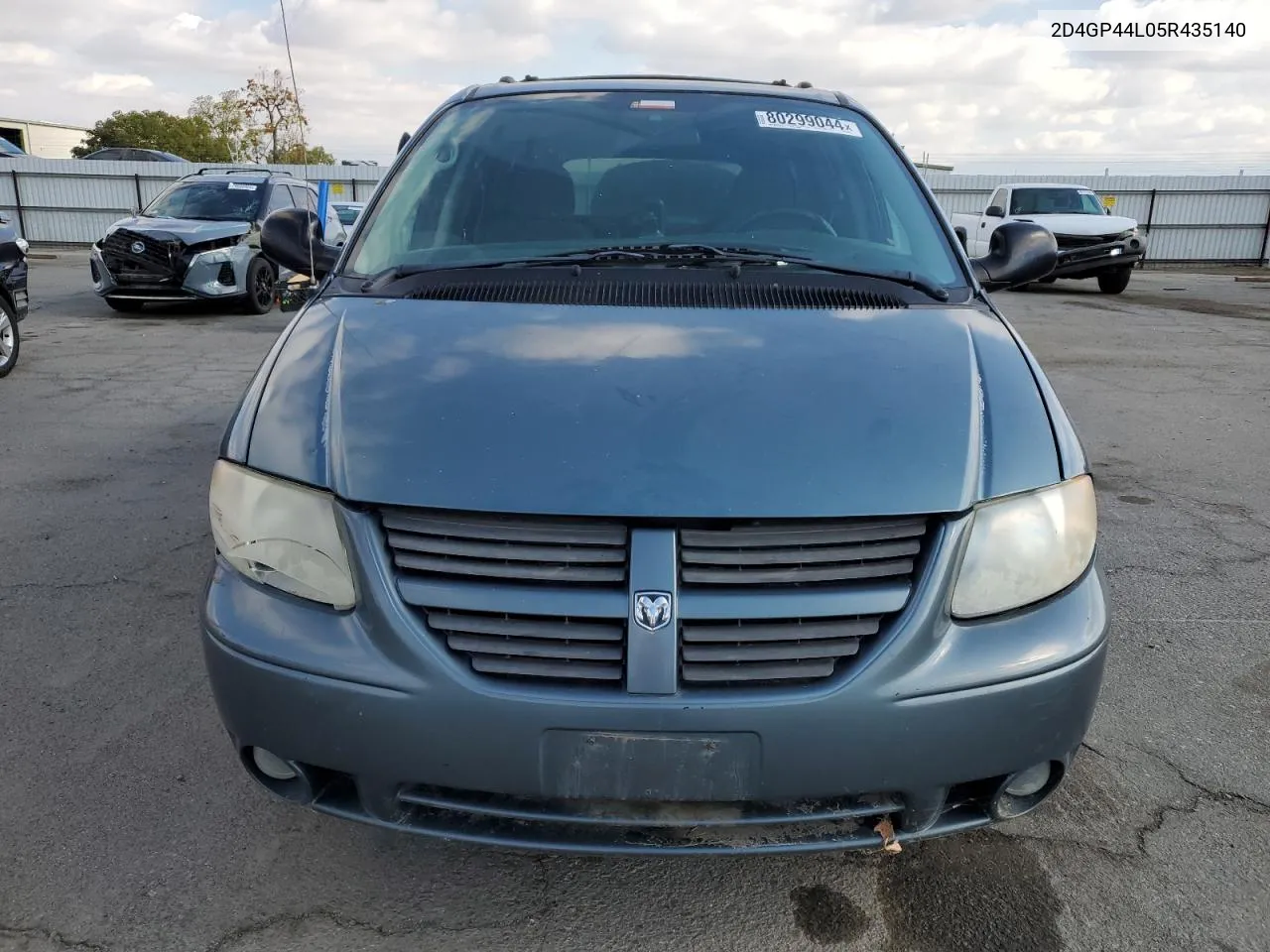 2005 Dodge Grand Caravan Sxt VIN: 2D4GP44L05R435140 Lot: 80299044