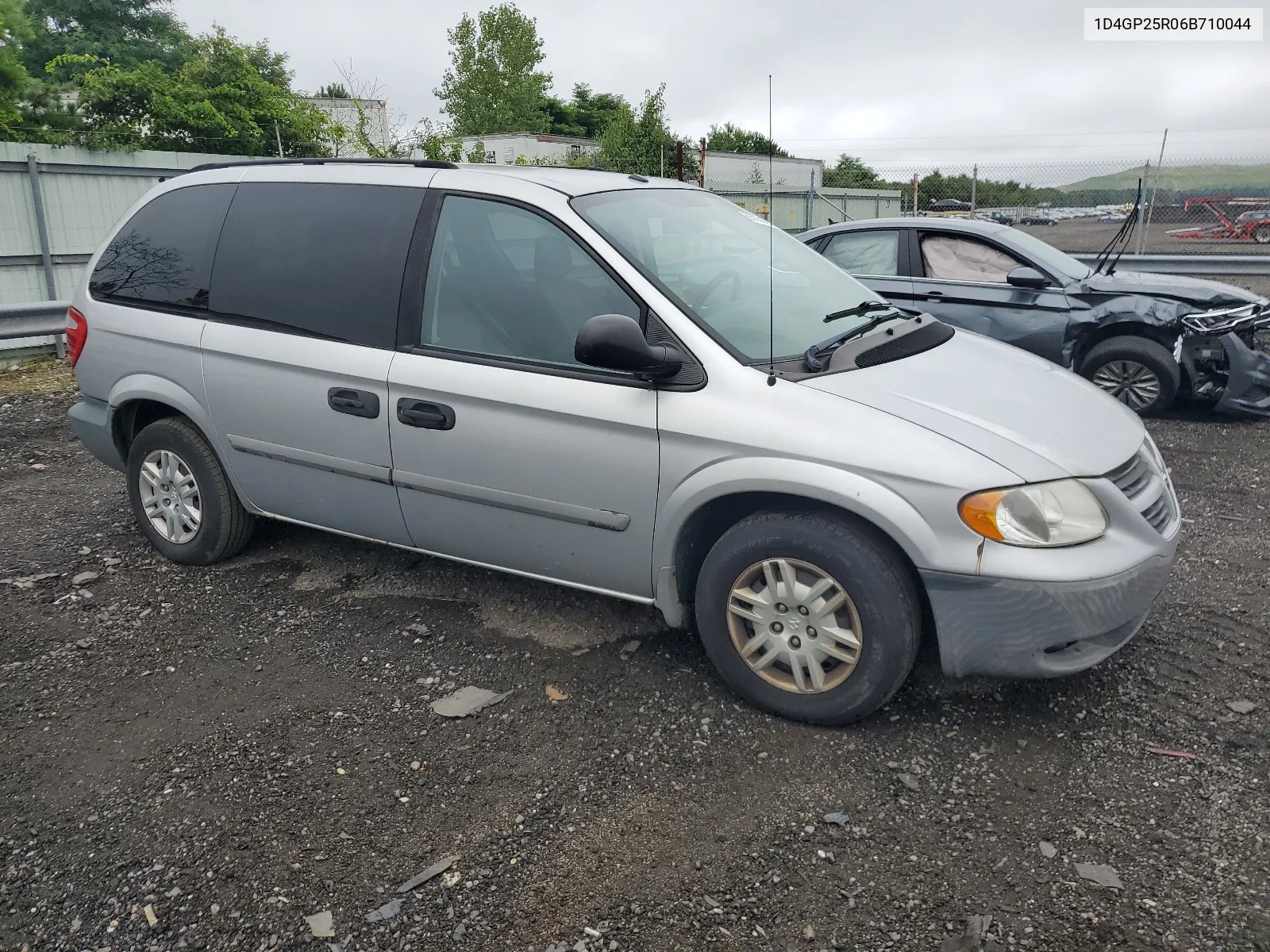 1D4GP25R06B710044 2006 Dodge Caravan Se