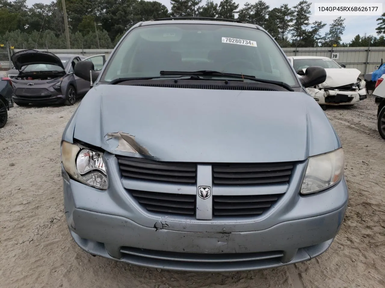 1D4GP45RX6B626177 2006 Dodge Caravan Sxt