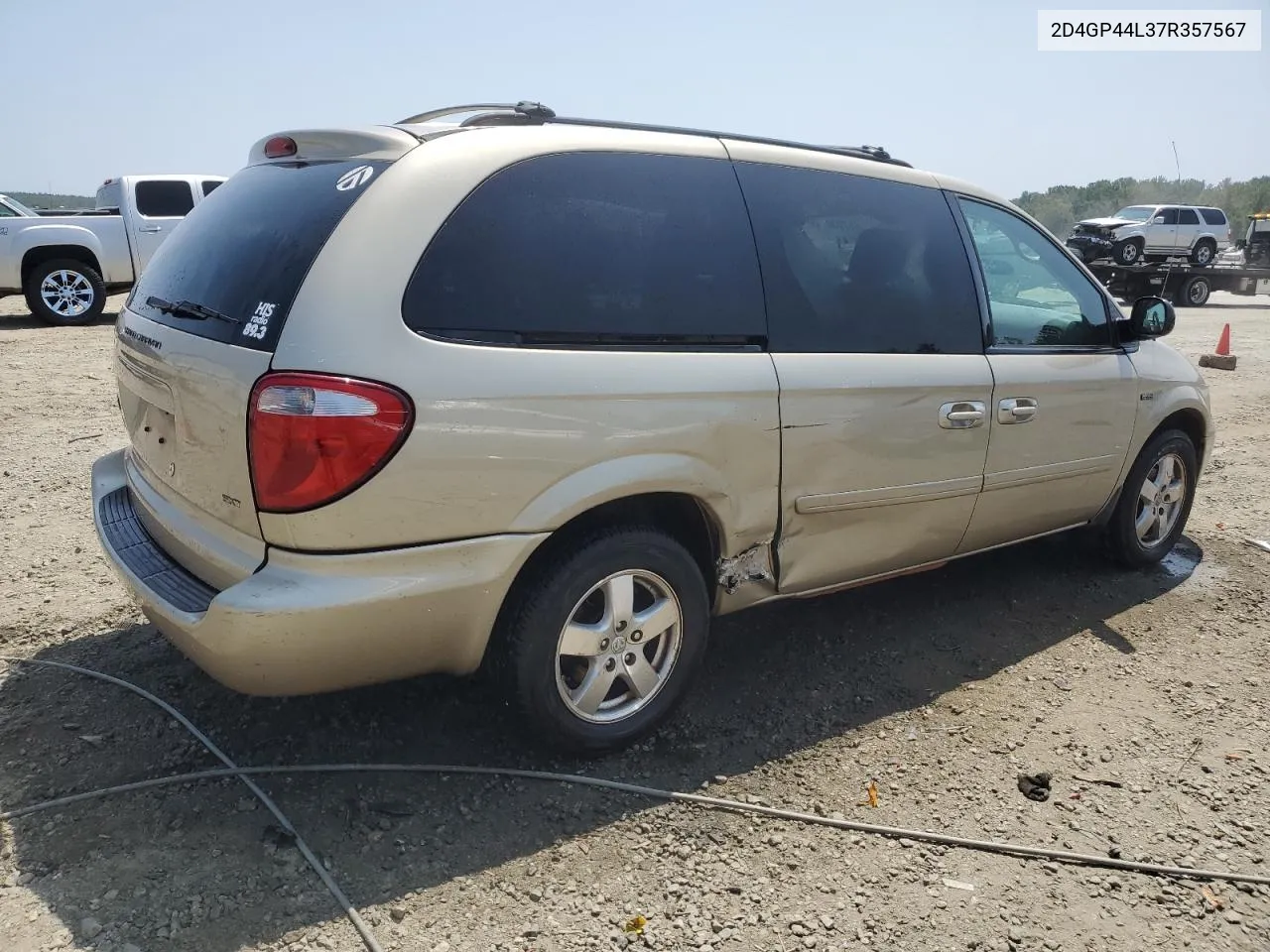 2007 Dodge Grand Caravan Sxt VIN: 2D4GP44L37R357567 Lot: 68723074