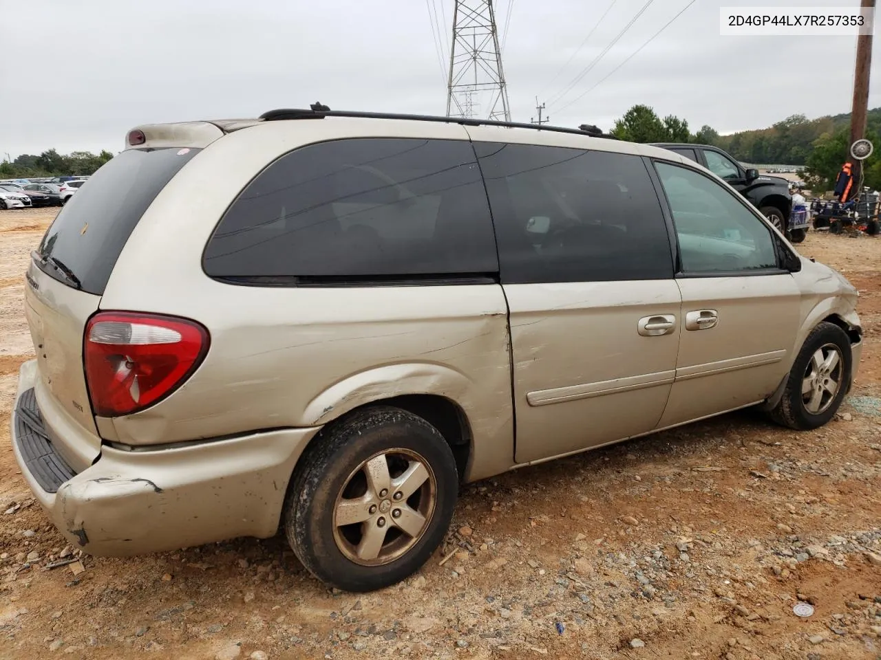 2007 Dodge Grand Caravan Sxt VIN: 2D4GP44LX7R257353 Lot: 71310204