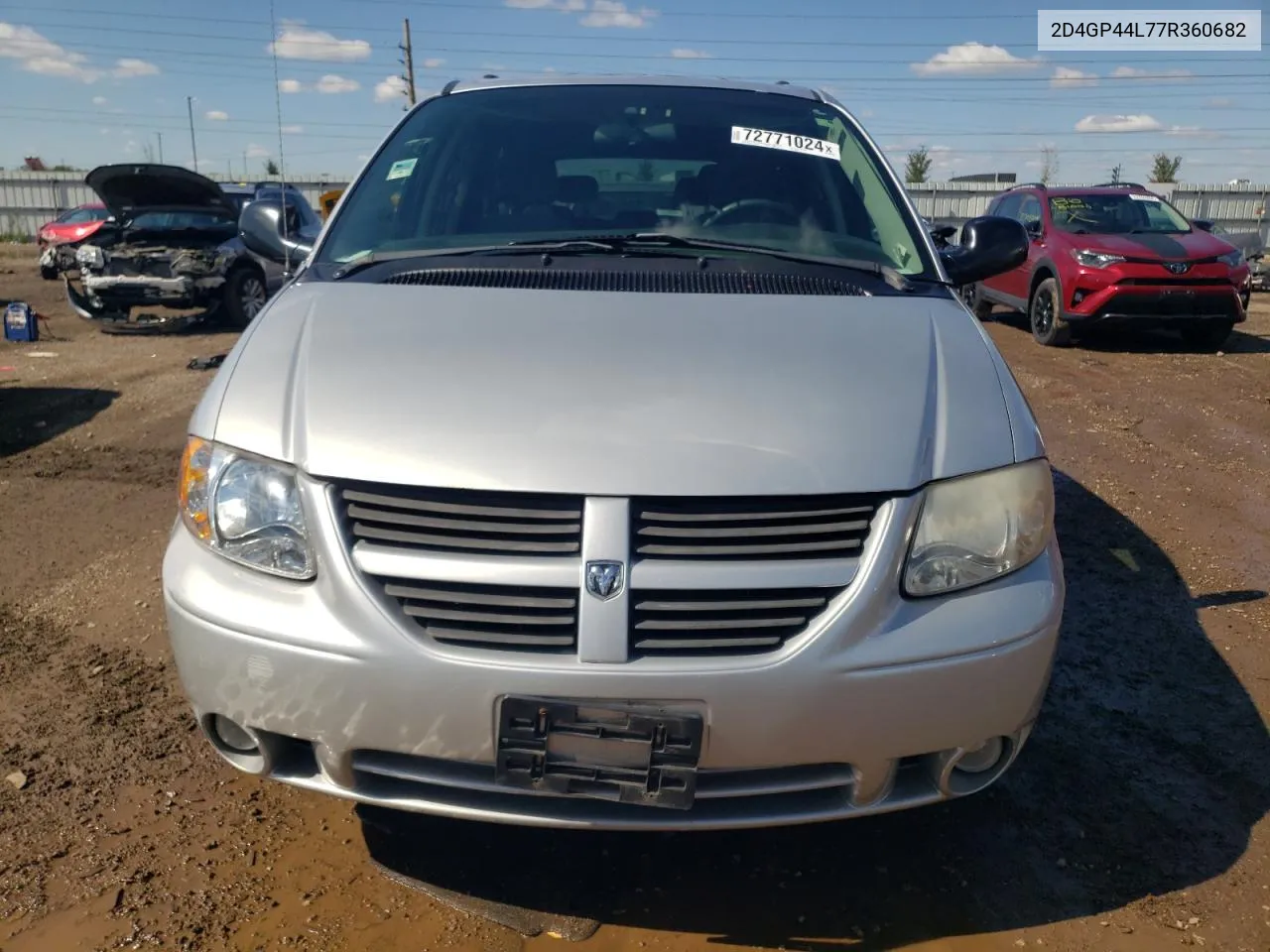 2007 Dodge Grand Caravan Sxt VIN: 2D4GP44L77R360682 Lot: 72771024