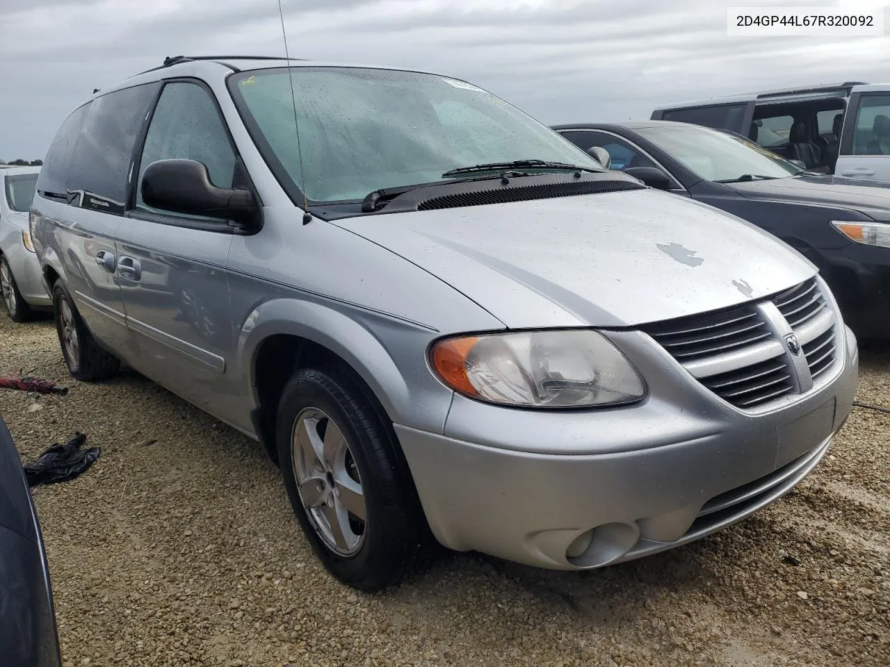 2007 Dodge Grand Caravan Sxt VIN: 2D4GP44L67R320092 Lot: 74783484