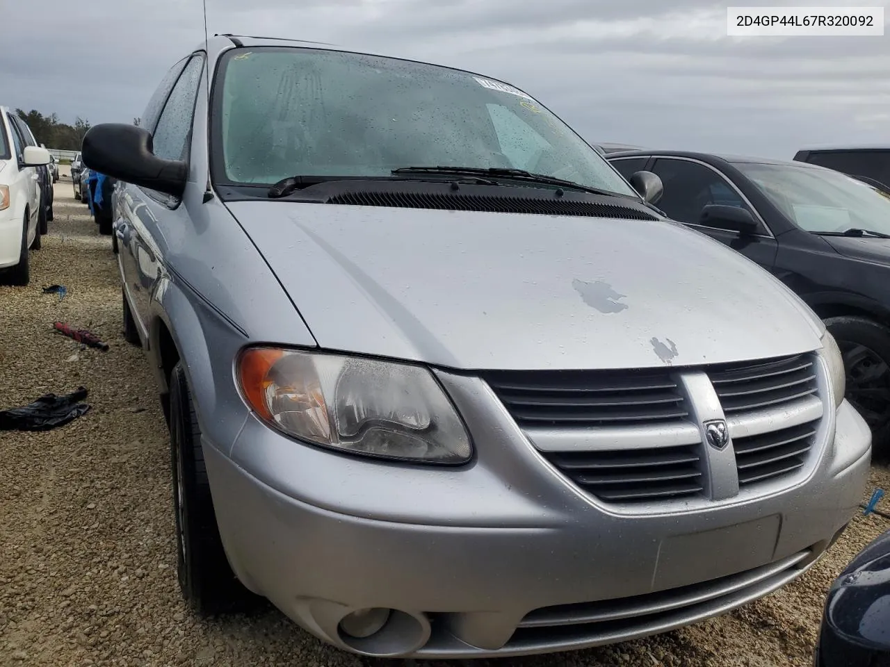 2007 Dodge Grand Caravan Sxt VIN: 2D4GP44L67R320092 Lot: 74783484