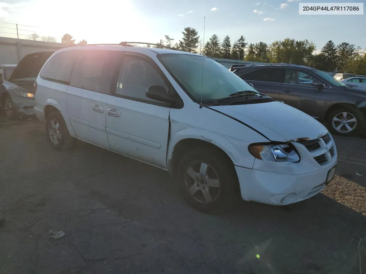 2007 Dodge Grand Caravan Sxt VIN: 2D4GP44L47R117086 Lot: 75023434