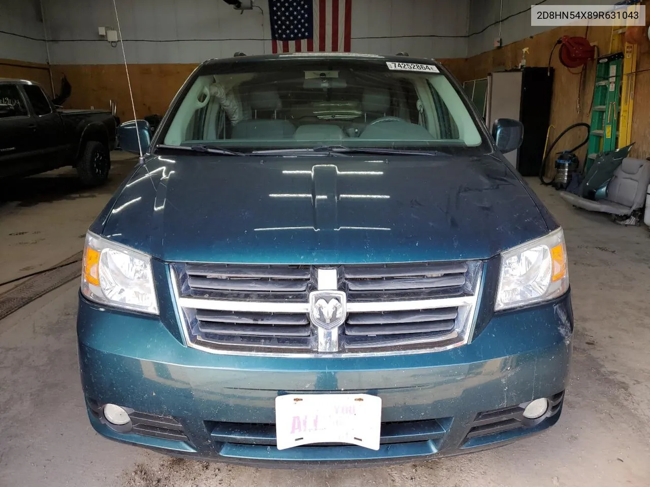 2009 Dodge Grand Caravan Sxt VIN: 2D8HN54X89R631043 Lot: 74252864