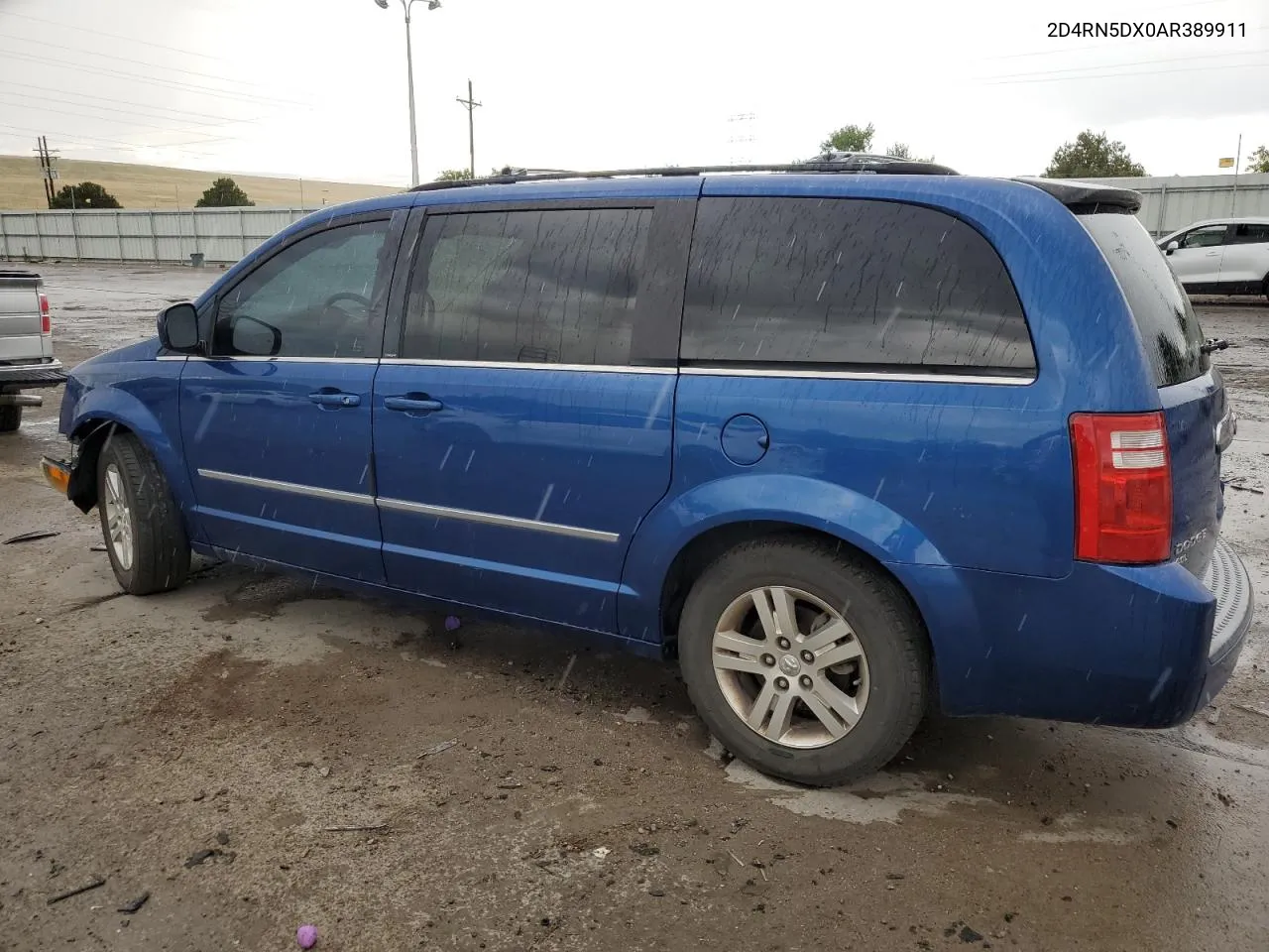 2D4RN5DX0AR389911 2010 Dodge Grand Caravan Sxt