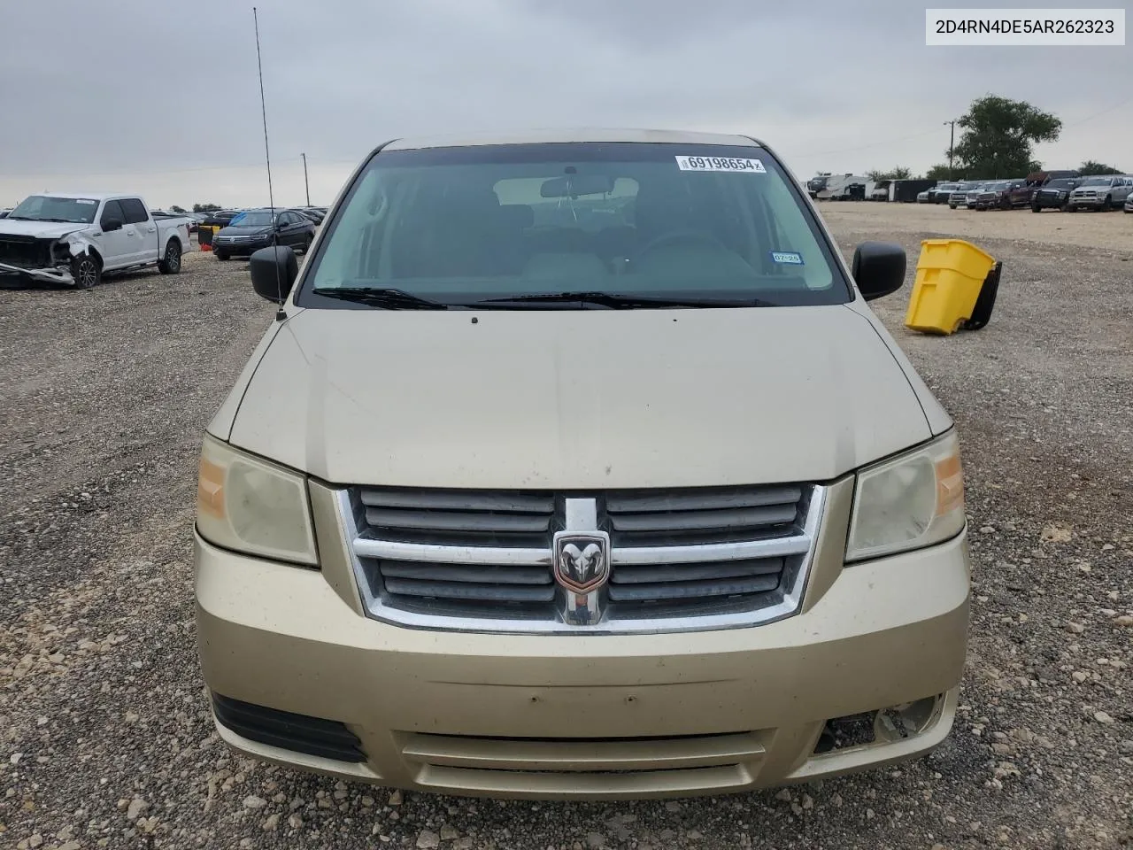 2010 Dodge Grand Caravan Se VIN: 2D4RN4DE5AR262323 Lot: 69198654