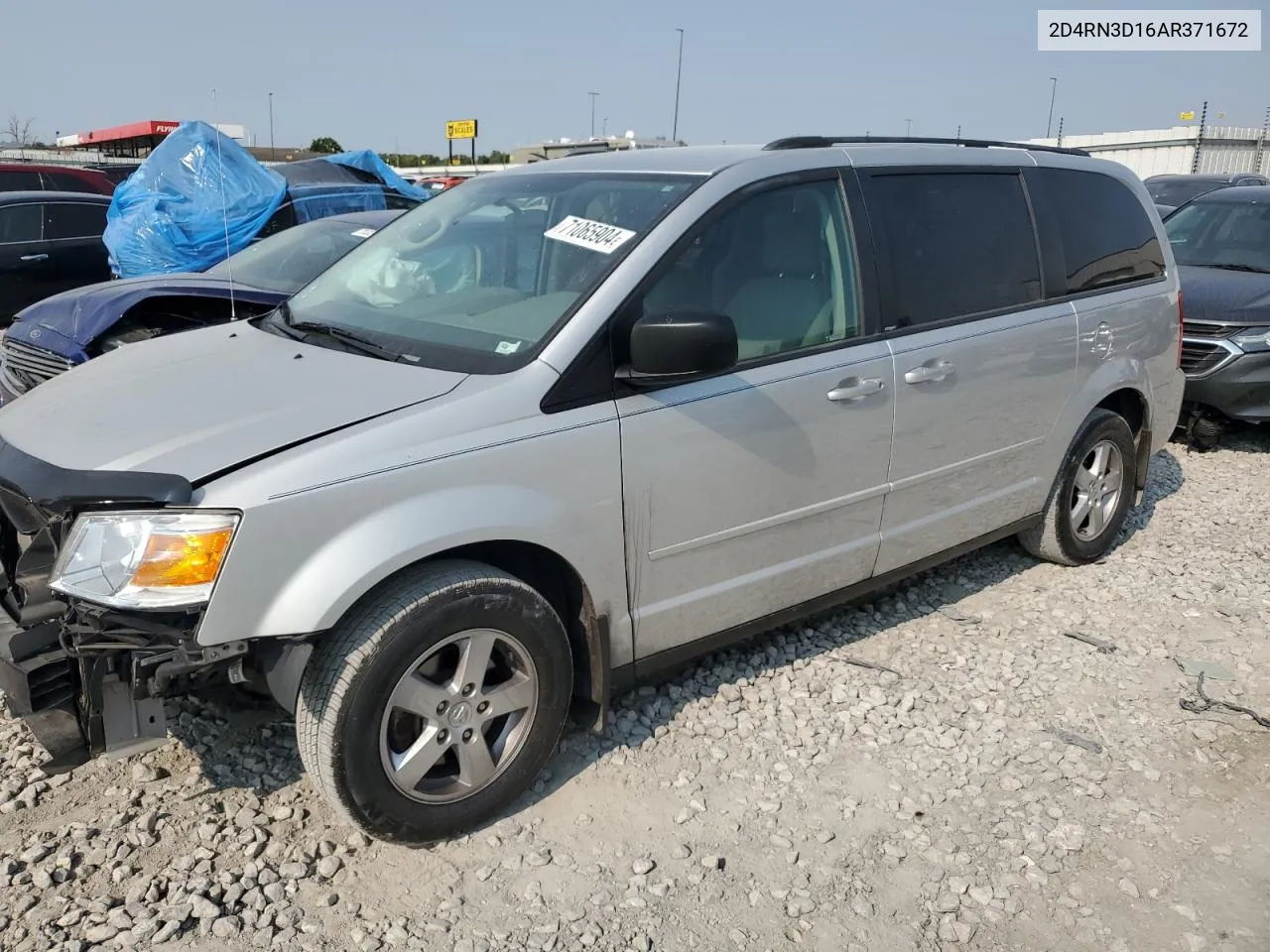 2D4RN3D16AR371672 2010 Dodge Grand Caravan Hero