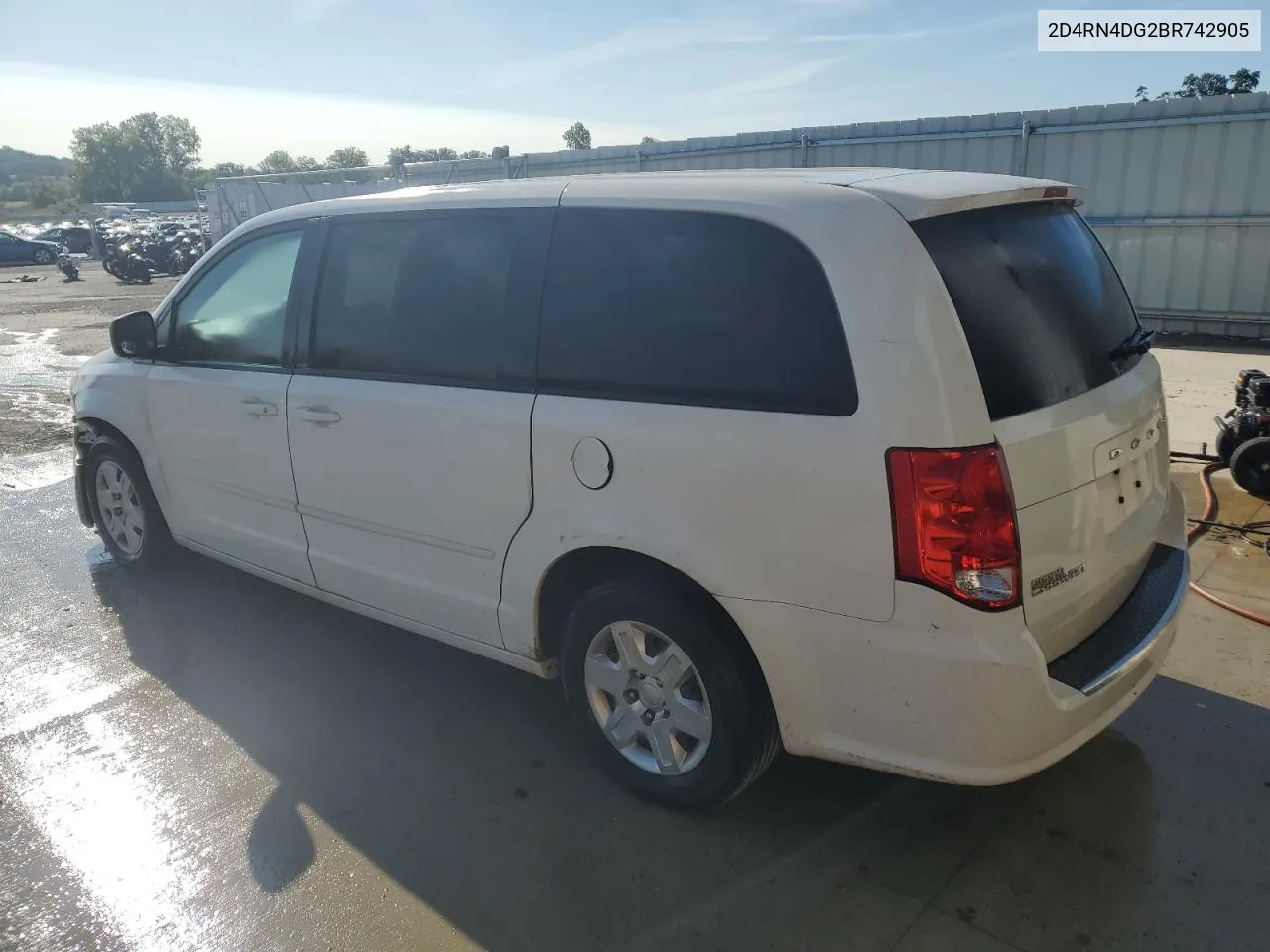 2011 Dodge Grand Caravan Express VIN: 2D4RN4DG2BR742905 Lot: 68445824