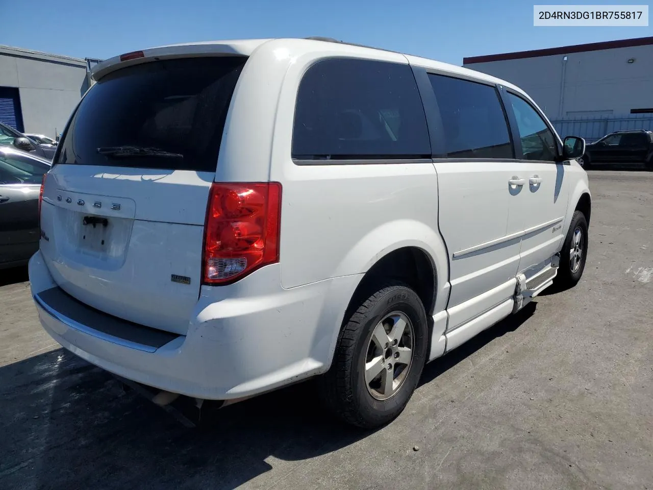 2011 Dodge Grand Caravan Mainstreet VIN: 2D4RN3DG1BR755817 Lot: 69351314