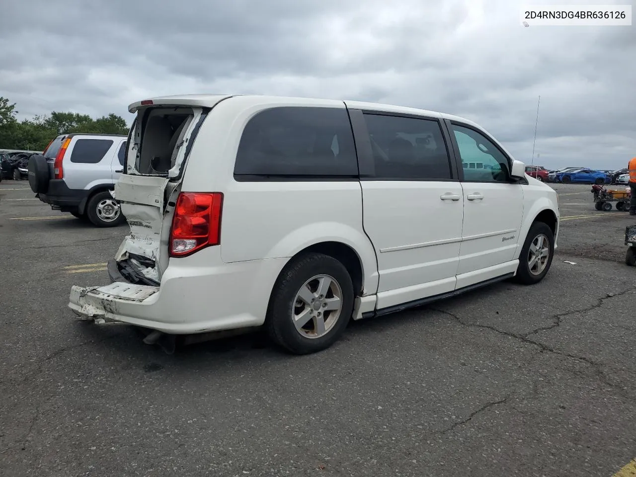 2D4RN3DG4BR636126 2011 Dodge Grand Caravan Mainstreet