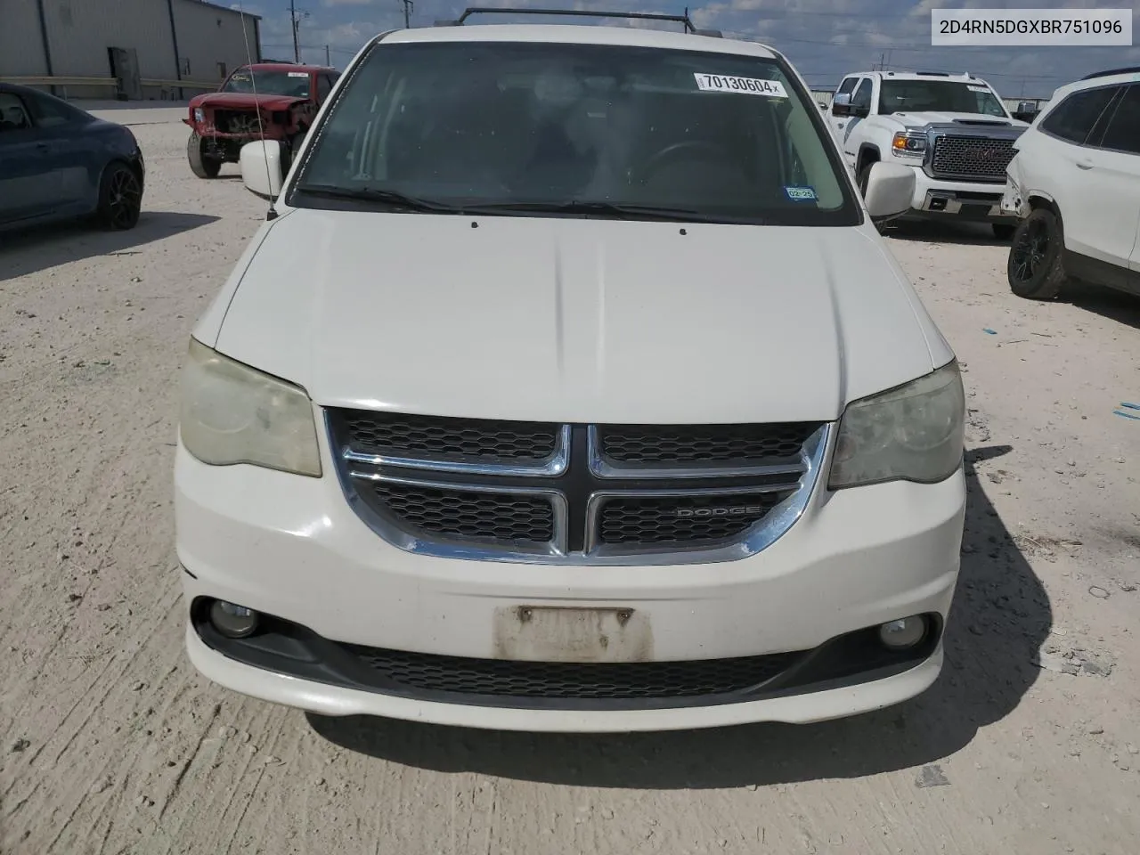 2011 Dodge Grand Caravan Crew VIN: 2D4RN5DGXBR751096 Lot: 70130604