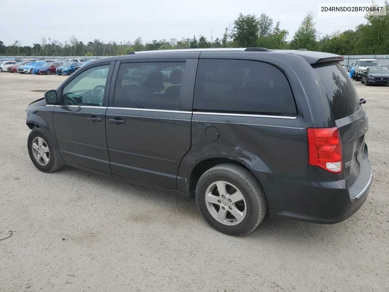 2011 Dodge Grand Caravan Crew VIN: 2D4RN5DG2BR706847 Lot: 71210384