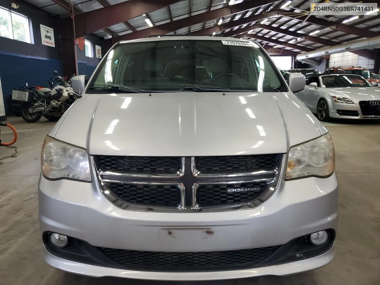 2D4RN5DG3BR741431 2011 Dodge Grand Caravan Crew