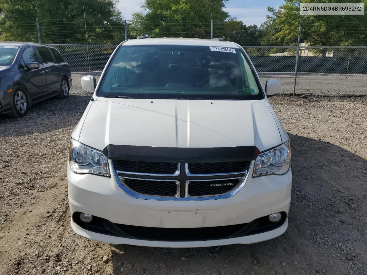 2011 Dodge Grand Caravan Crew VIN: 2D4RN5DG4BR693292 Lot: 72130364