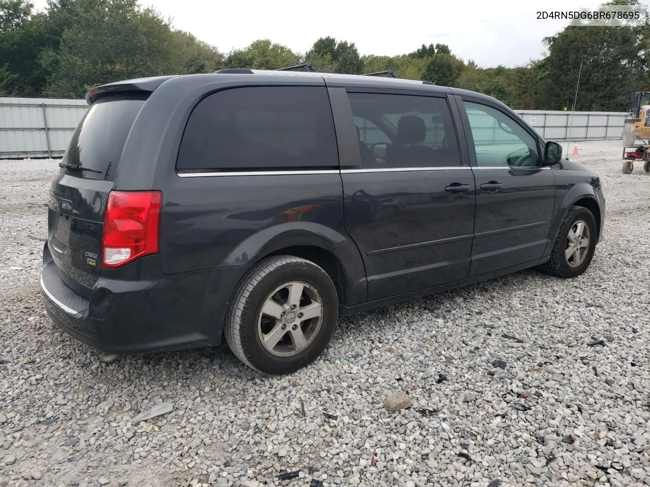 2011 Dodge Grand Caravan Crew VIN: 2D4RN5DG6BR678695 Lot: 72930114