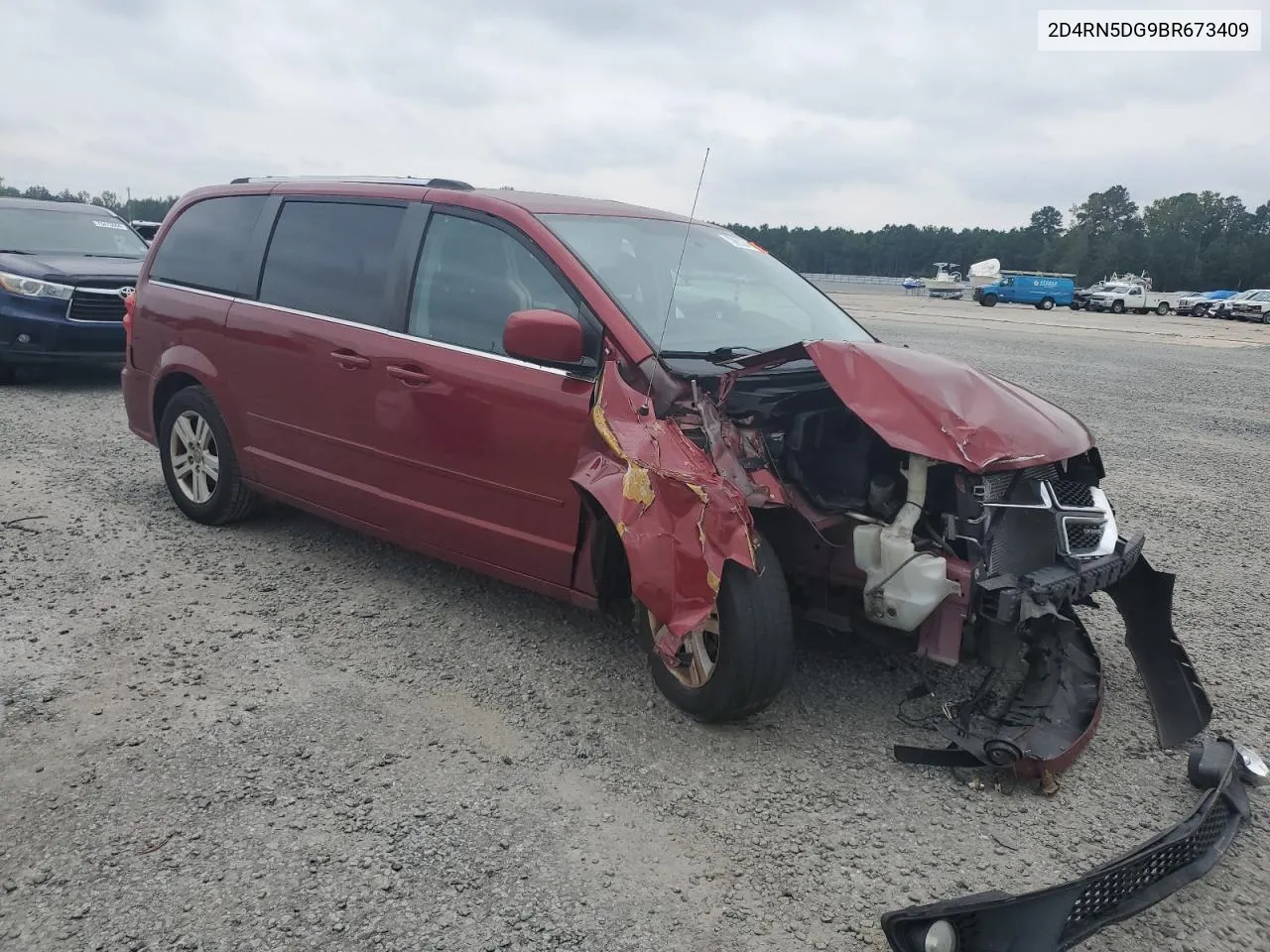 2011 Dodge Grand Caravan Crew VIN: 2D4RN5DG9BR673409 Lot: 73992334