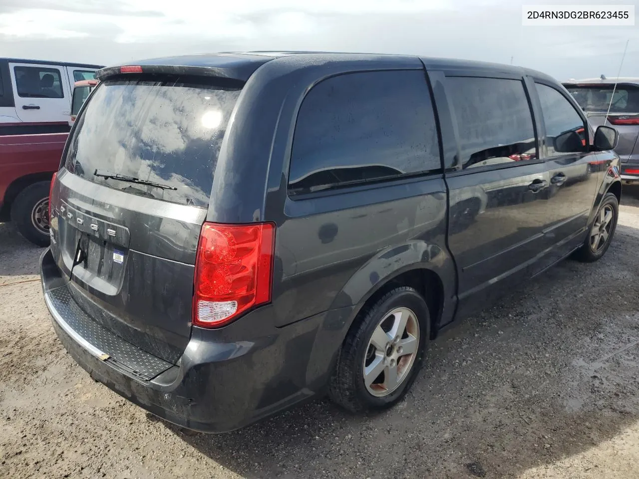 2011 Dodge Grand Caravan Mainstreet VIN: 2D4RN3DG2BR623455 Lot: 74264904