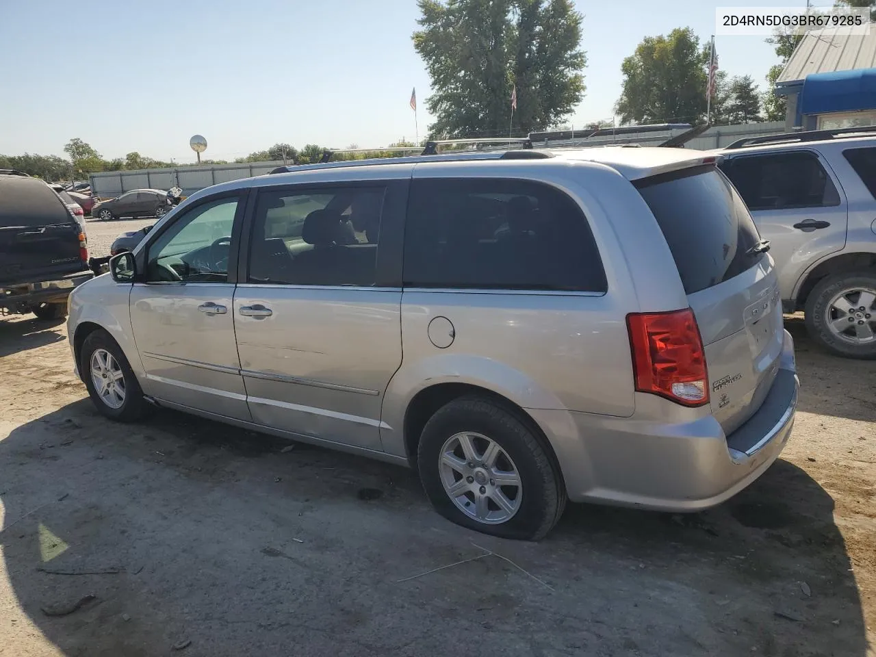 2011 Dodge Grand Caravan Crew VIN: 2D4RN5DG3BR679285 Lot: 74840944