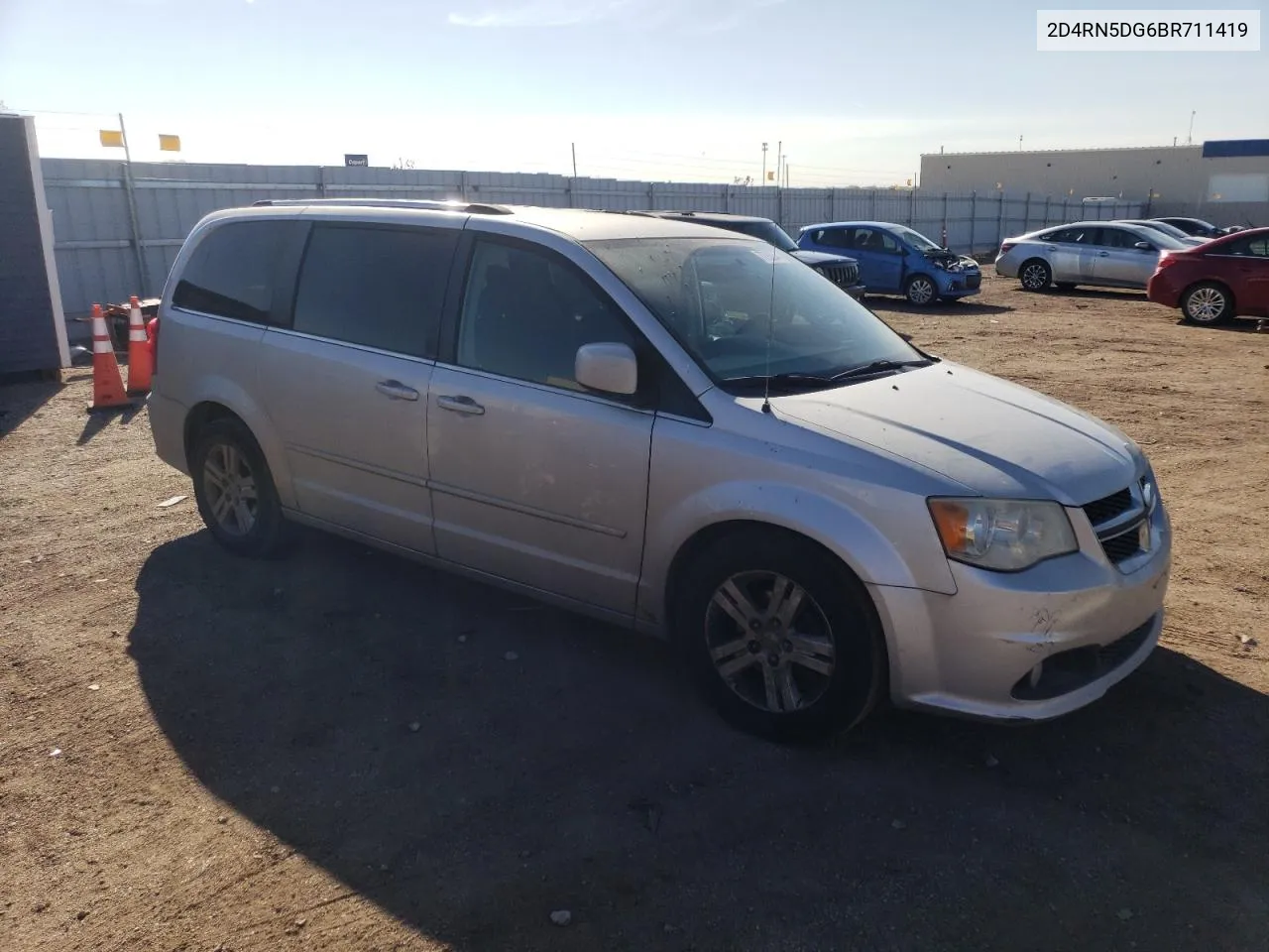 2011 Dodge Grand Caravan Crew VIN: 2D4RN5DG6BR711419 Lot: 77762044