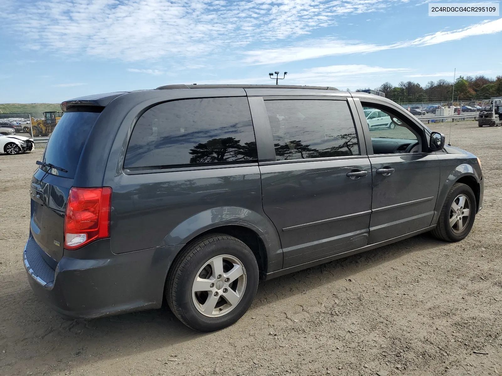 2012 Dodge Grand Caravan Sxt VIN: 2C4RDGCG4CR295109 Lot: 61629604