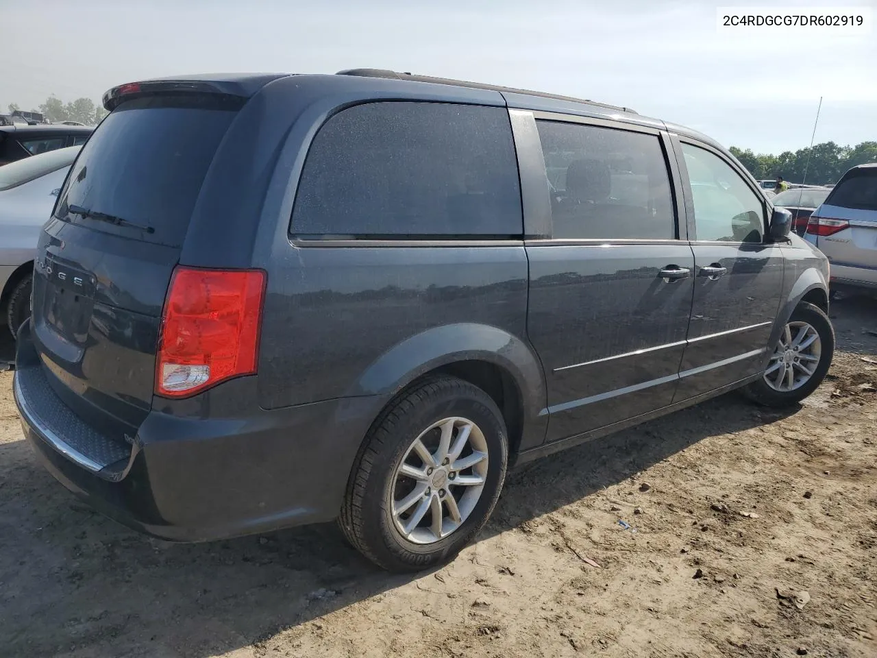 2C4RDGCG7DR602919 2013 Dodge Grand Caravan Sxt