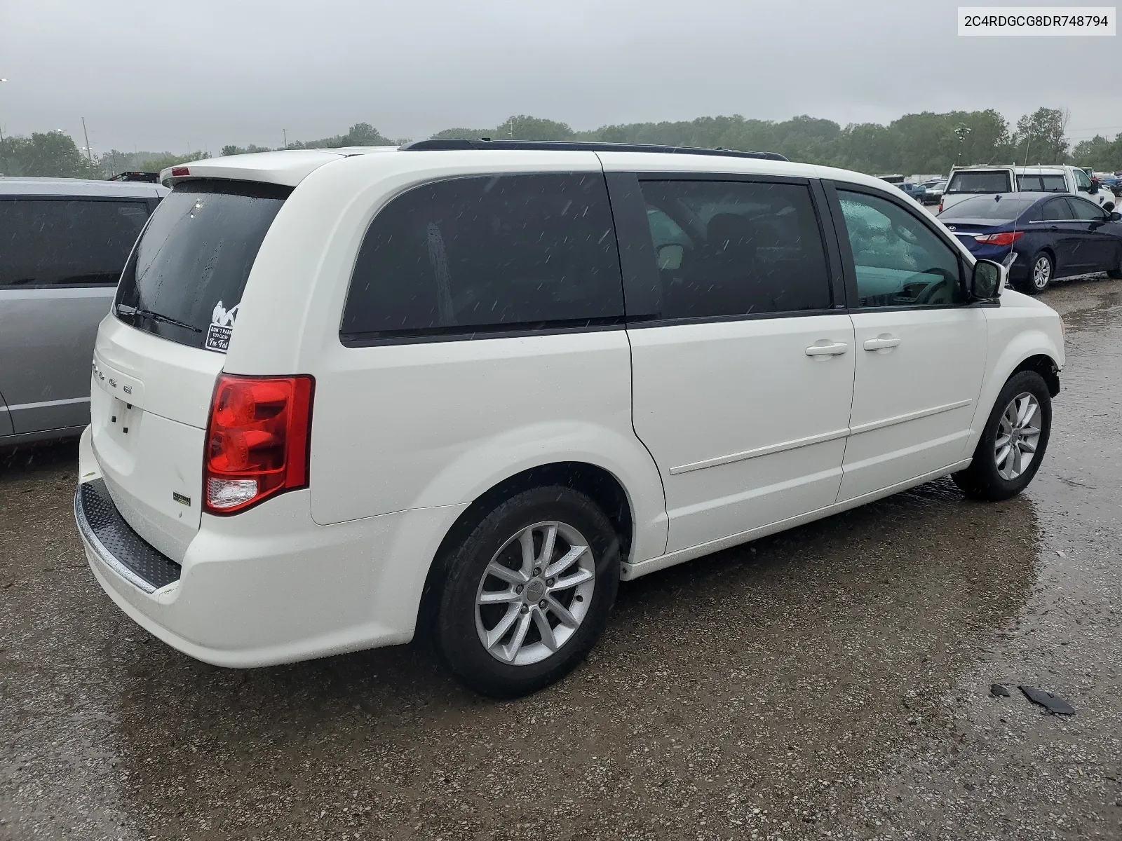 2013 Dodge Grand Caravan Sxt VIN: 2C4RDGCG8DR748794 Lot: 62389414