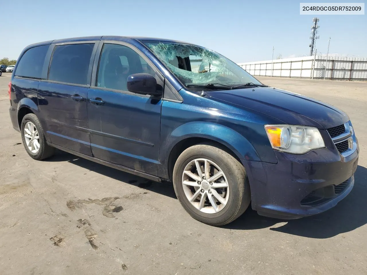 2013 Dodge Grand Caravan Sxt VIN: 2C4RDGCG5DR752009 Lot: 66227214