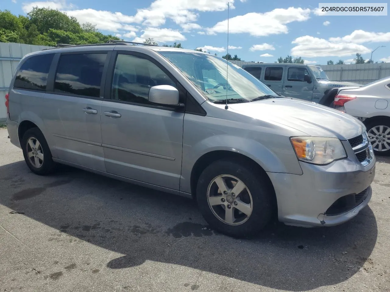 2C4RDGCG5DR575607 2013 Dodge Grand Caravan Sxt