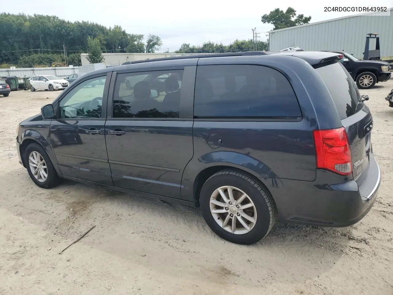 2C4RDGCG1DR643952 2013 Dodge Grand Caravan Sxt