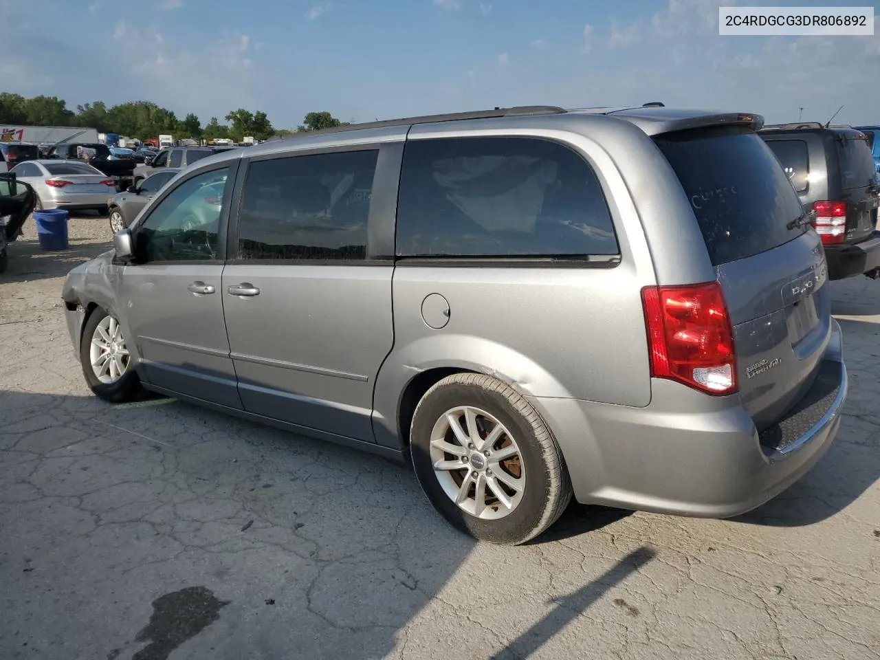 2C4RDGCG3DR806892 2013 Dodge Grand Caravan Sxt