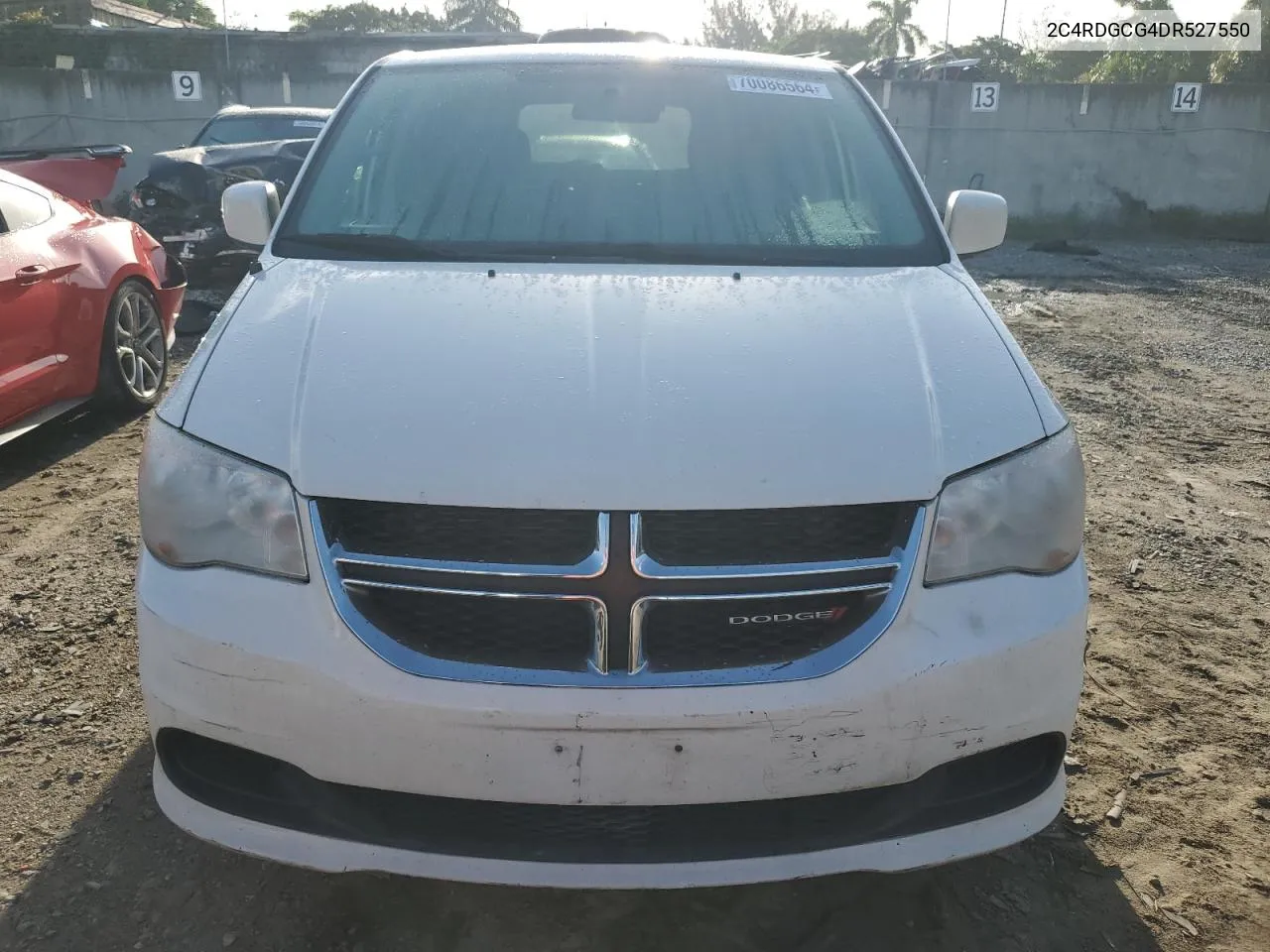 2013 Dodge Grand Caravan Sxt VIN: 2C4RDGCG4DR527550 Lot: 70086564