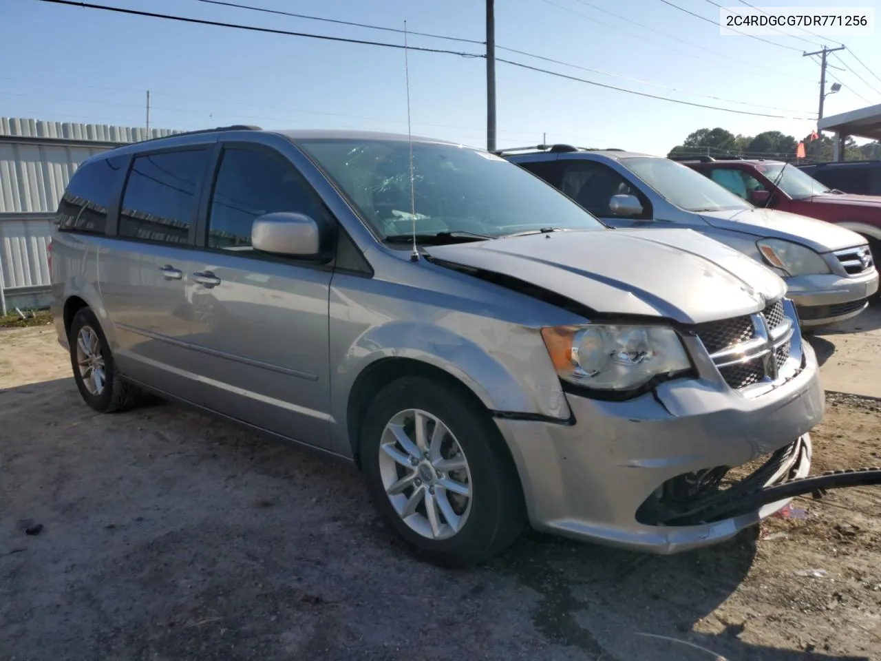 2C4RDGCG7DR771256 2013 Dodge Grand Caravan Sxt