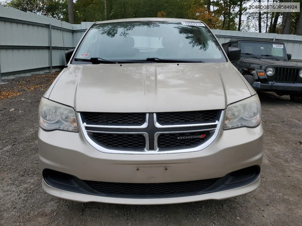 2013 Dodge Grand Caravan Se VIN: 2C4RDGBG5DR584924 Lot: 72557214