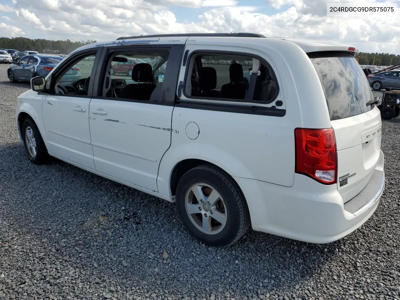 2013 Dodge Grand Caravan Sxt VIN: 2C4RDGCG9DR575075 Lot: 74922564