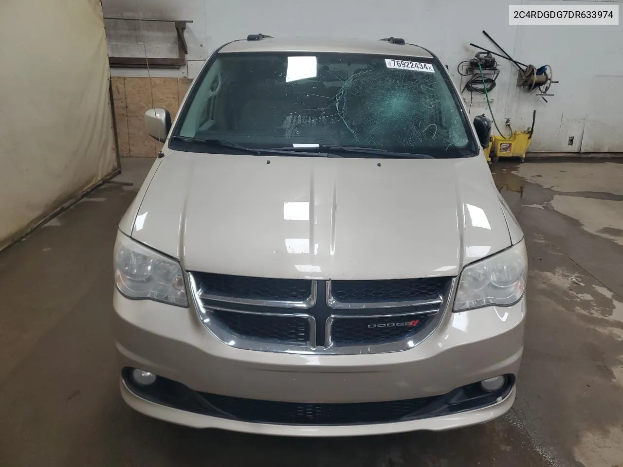 2013 Dodge Grand Caravan Crew VIN: 2C4RDGDG7DR633974 Lot: 76922434