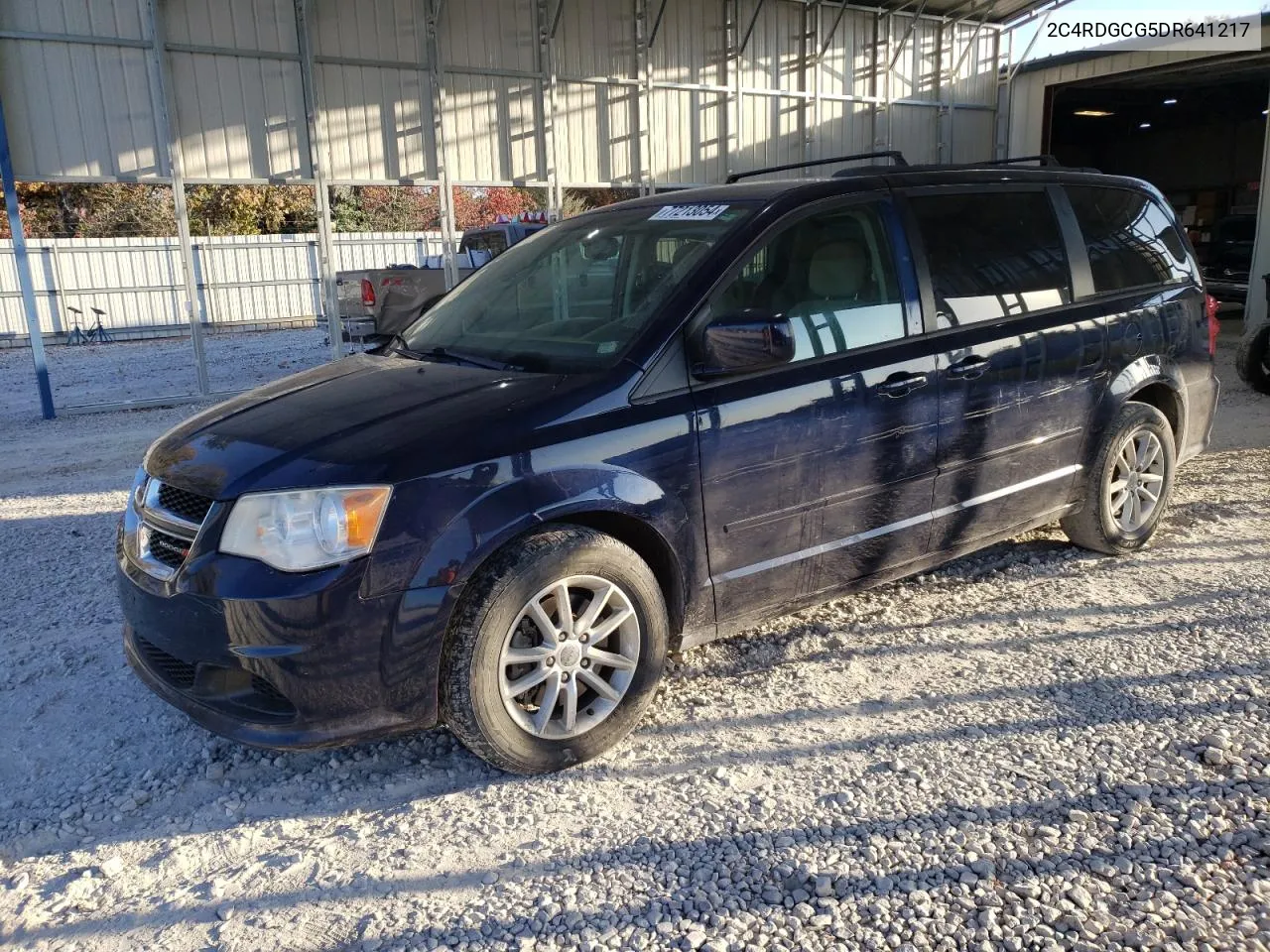 2C4RDGCG5DR641217 2013 Dodge Grand Caravan Sxt