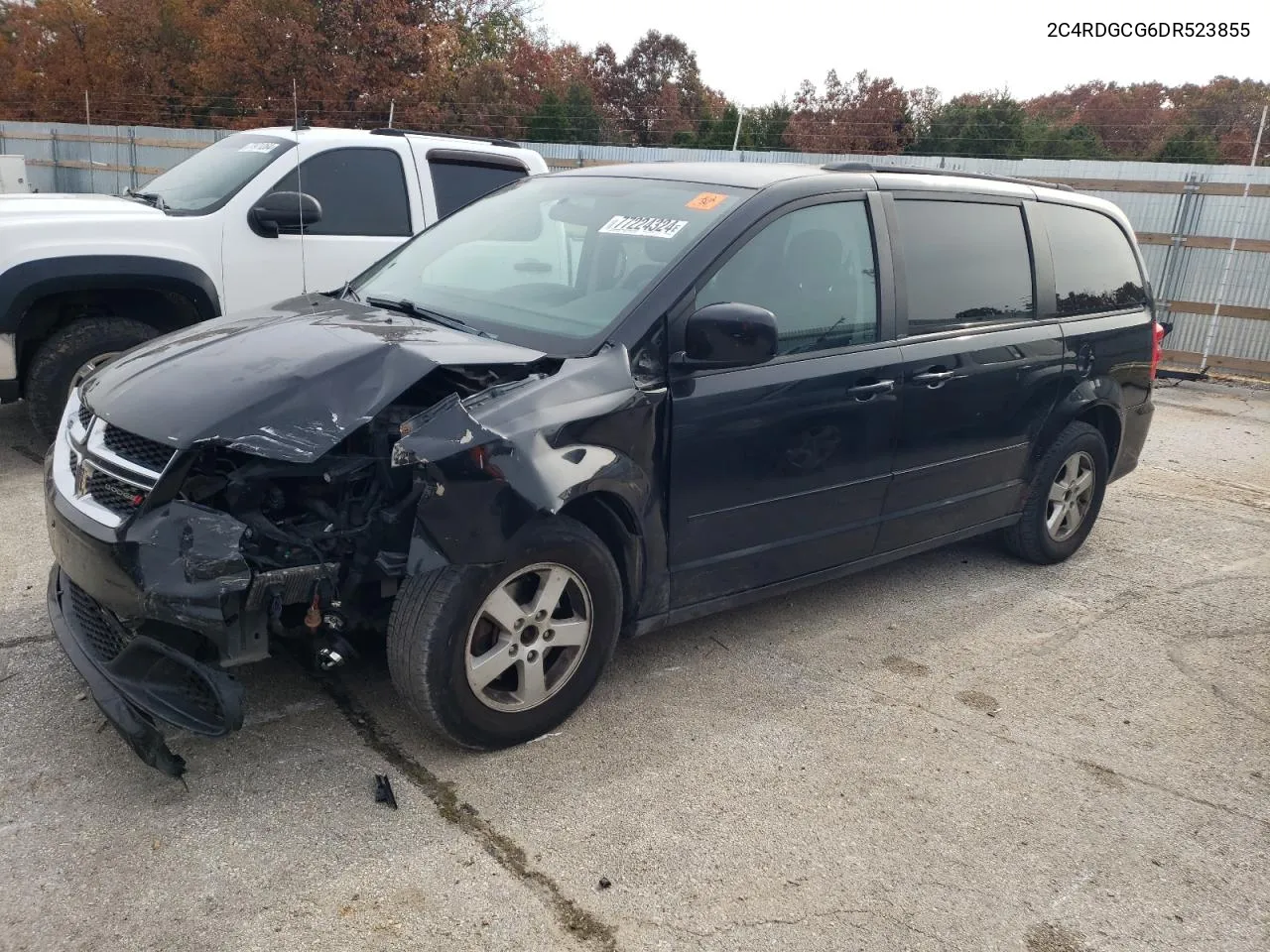 2013 Dodge Grand Caravan Sxt VIN: 2C4RDGCG6DR523855 Lot: 77224324