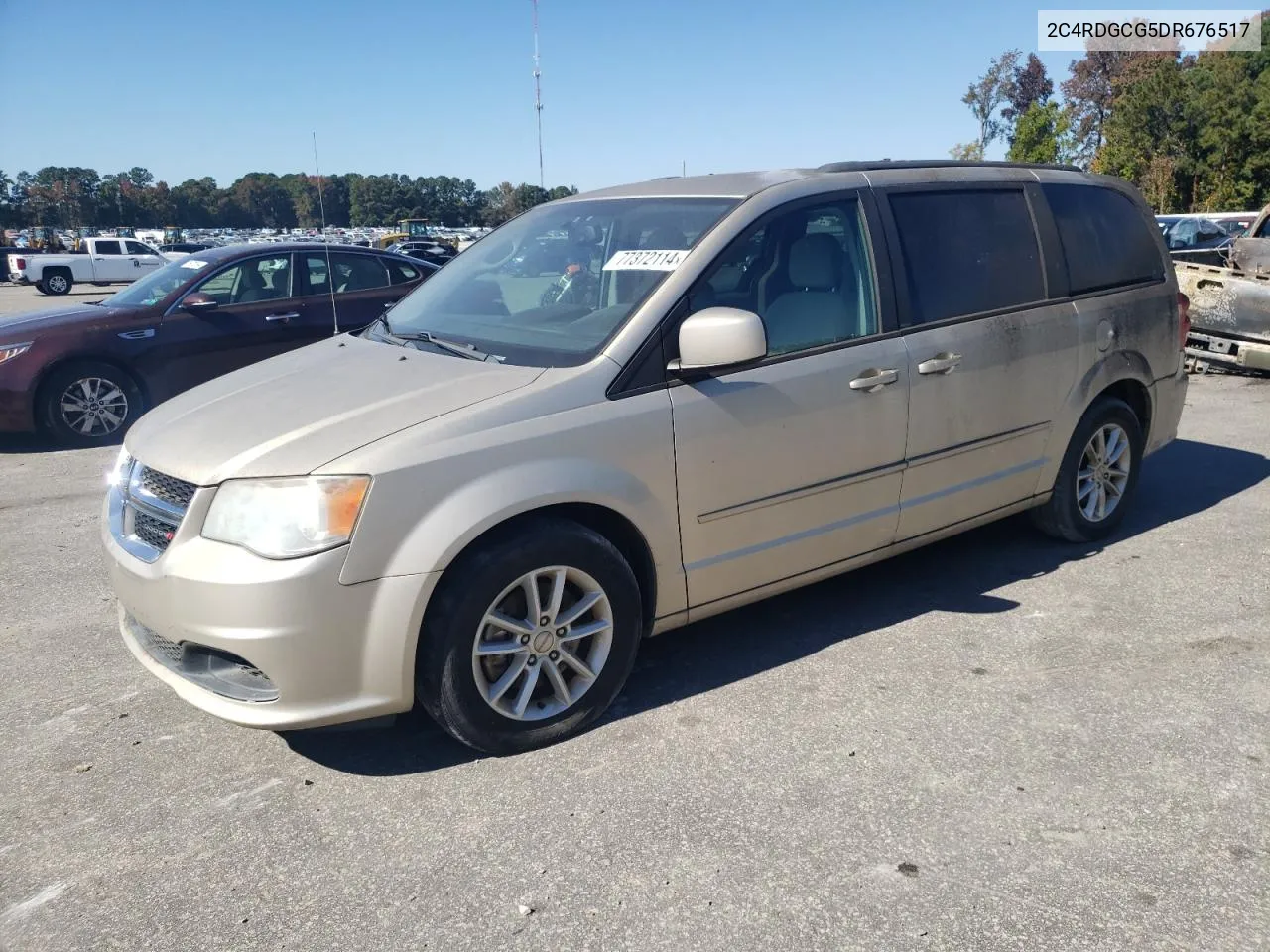 2013 Dodge Grand Caravan Sxt VIN: 2C4RDGCG5DR676517 Lot: 77372114