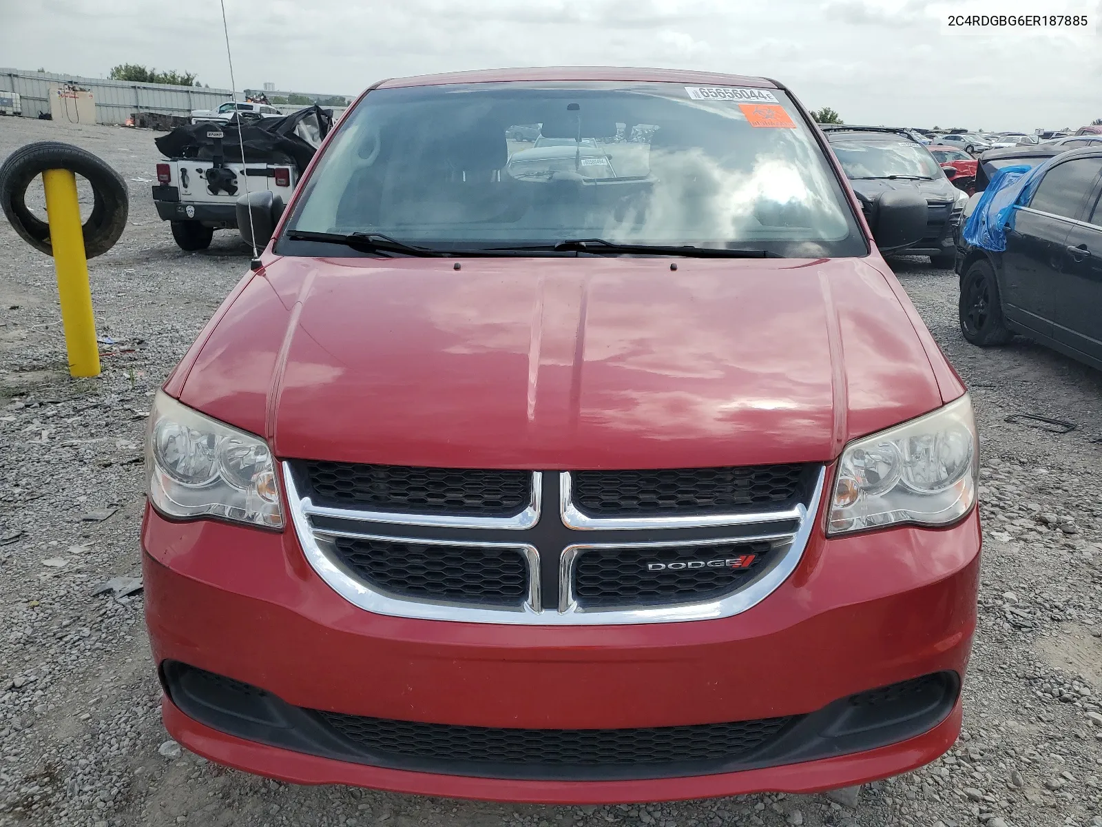 2C4RDGBG6ER187885 2014 Dodge Grand Caravan Se