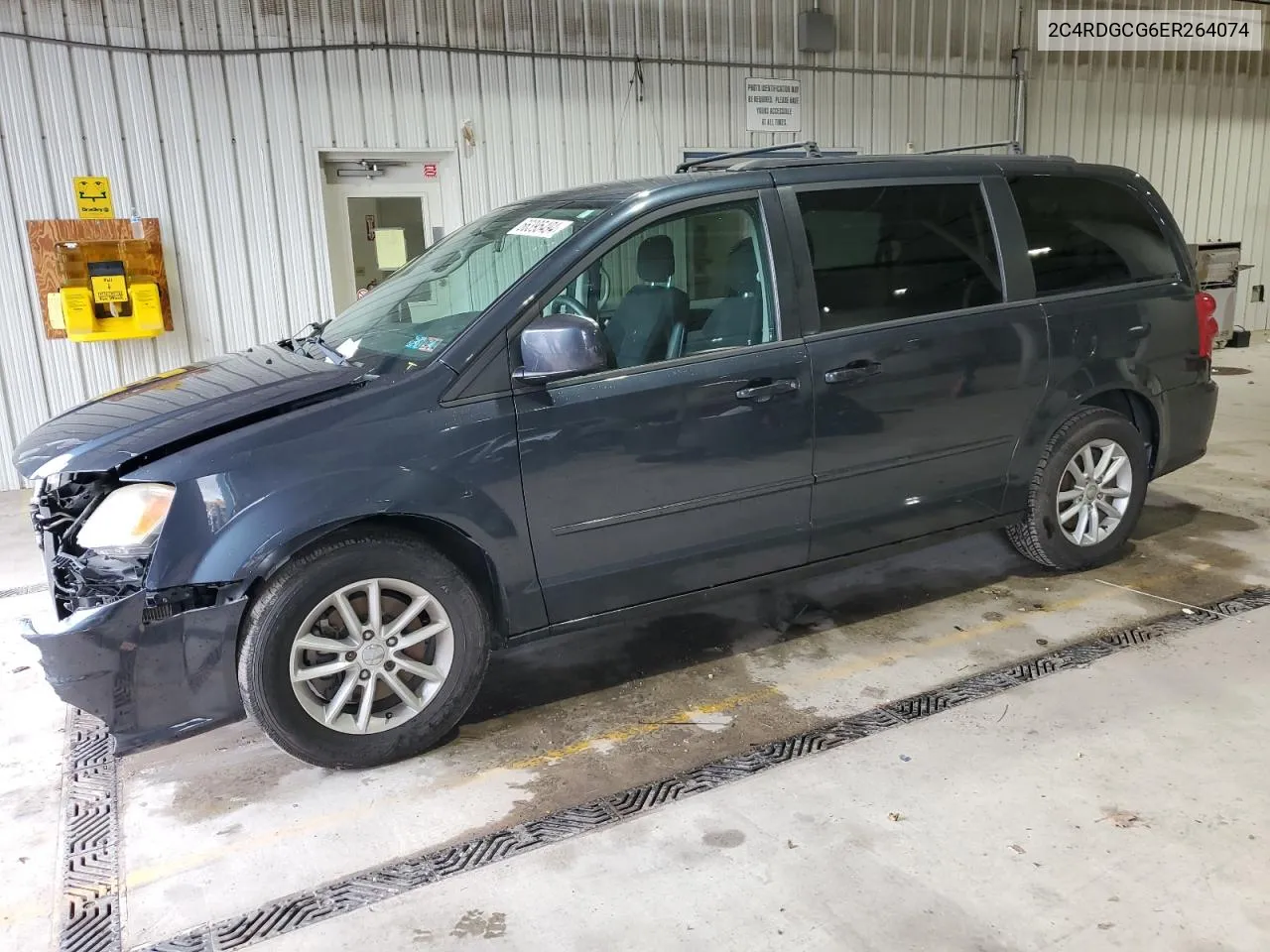 2C4RDGCG6ER264074 2014 Dodge Grand Caravan Sxt