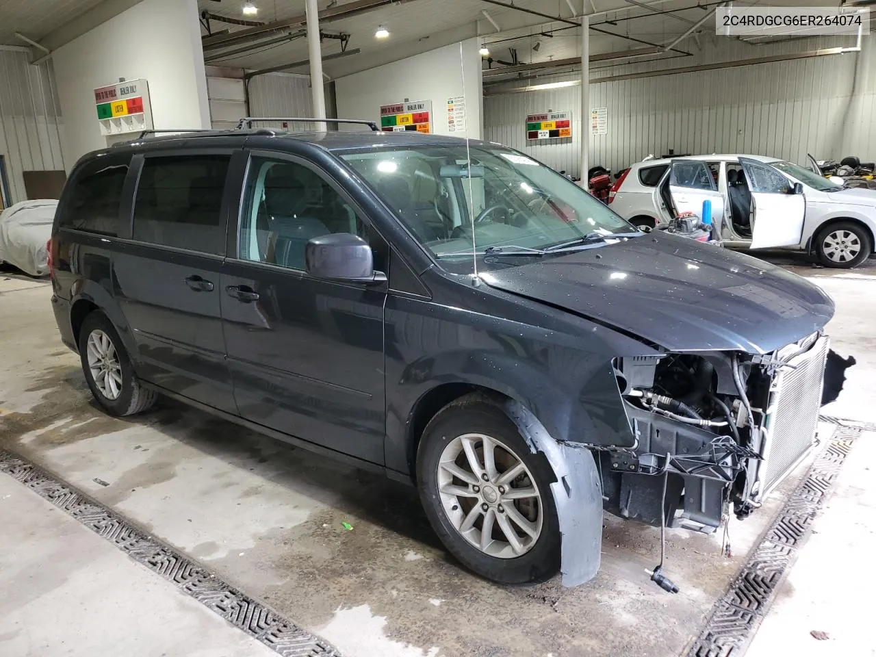 2C4RDGCG6ER264074 2014 Dodge Grand Caravan Sxt