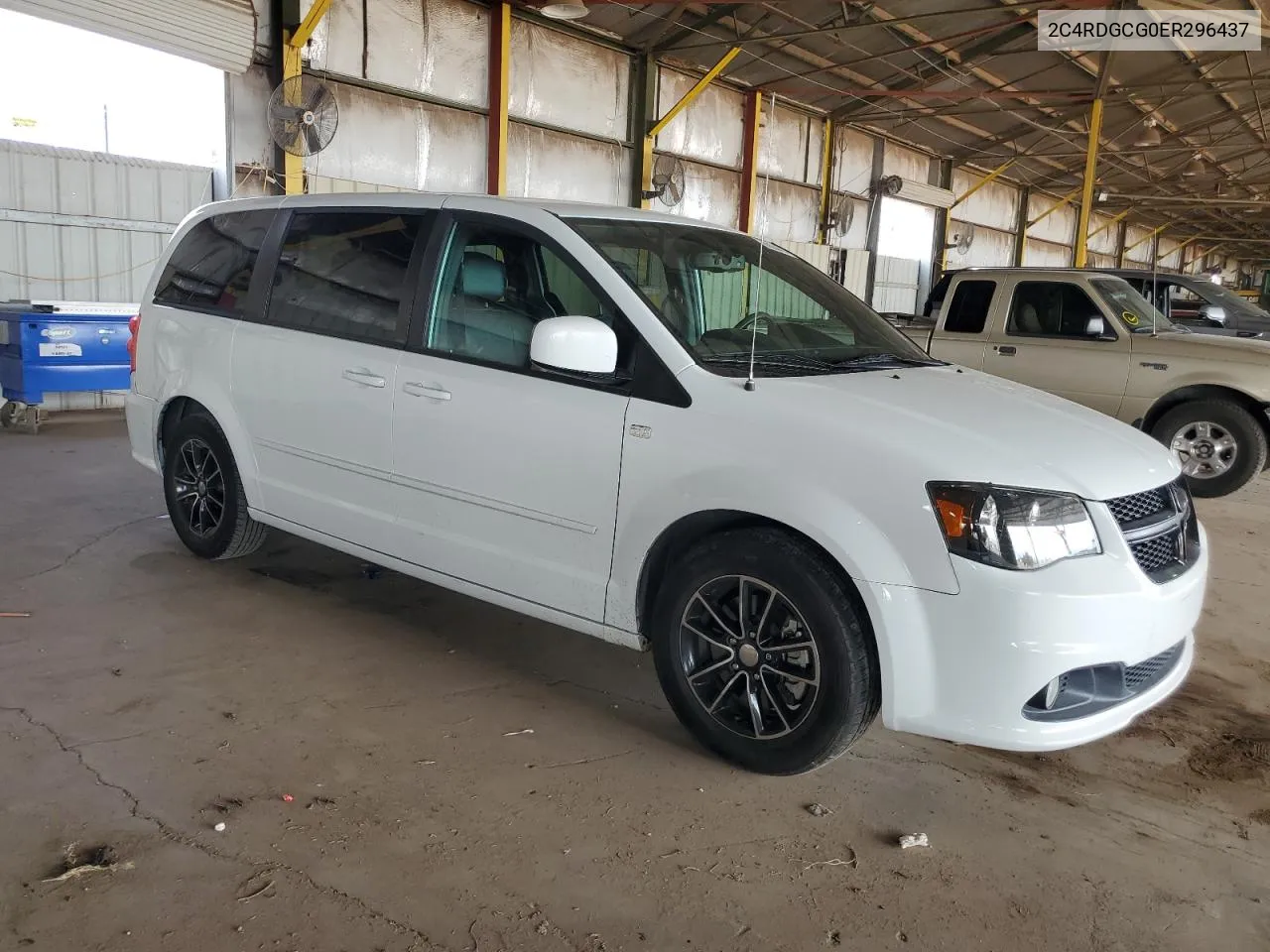 2C4RDGCG0ER296437 2014 Dodge Grand Caravan Sxt