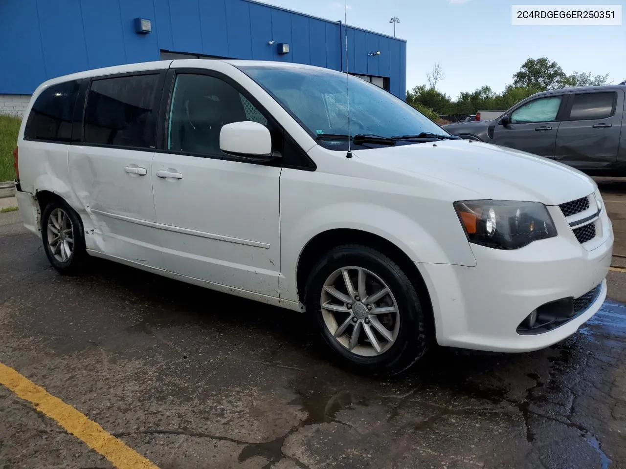 2014 Dodge Grand Caravan R/T VIN: 2C4RDGEG6ER250351 Lot: 70014844